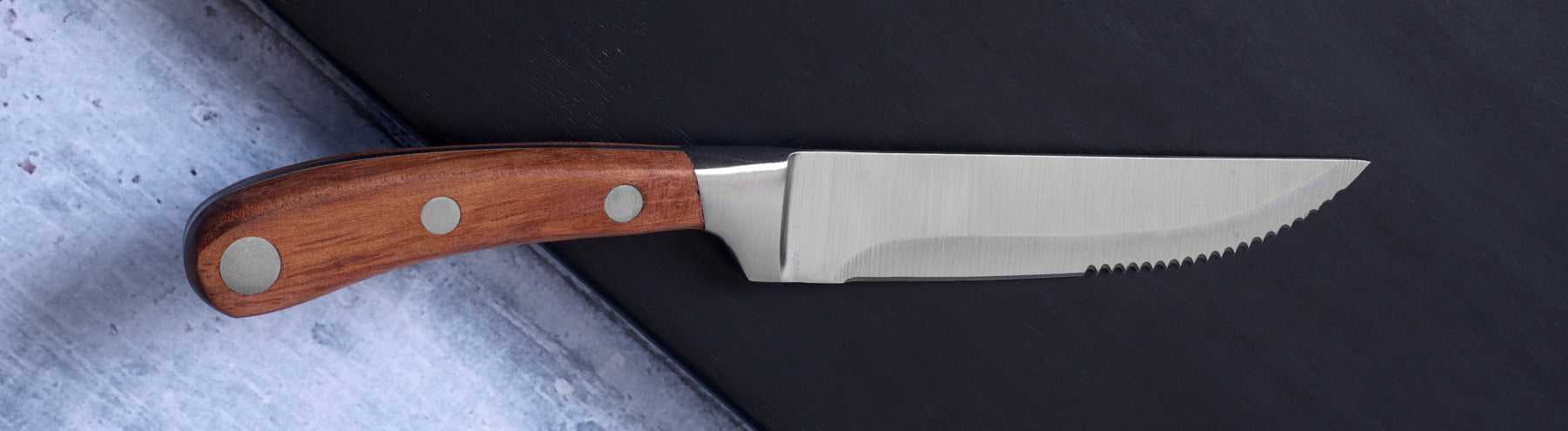 http://www.mikasahospitality.com/cdn/shop/collections/Collection-Steak-Knives.jpg?v=1683680912&width=2048